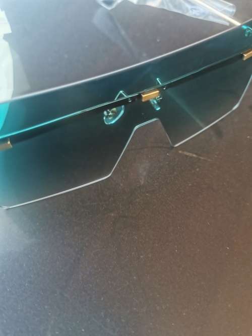 Ladies sunglasses