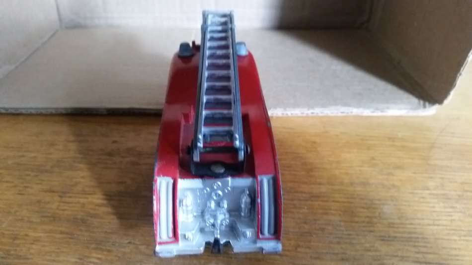 Dinky #955 Commer Fire Engine with windows