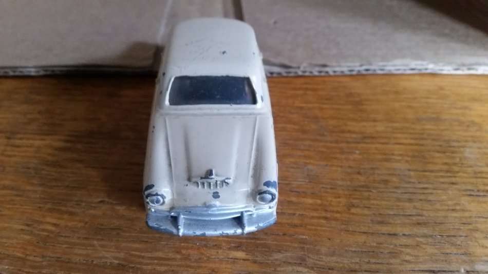 Dinky #176 Austin A105