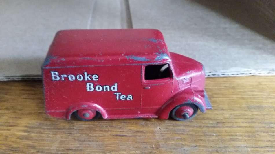Dinky #455 Trojan Brooke Bond