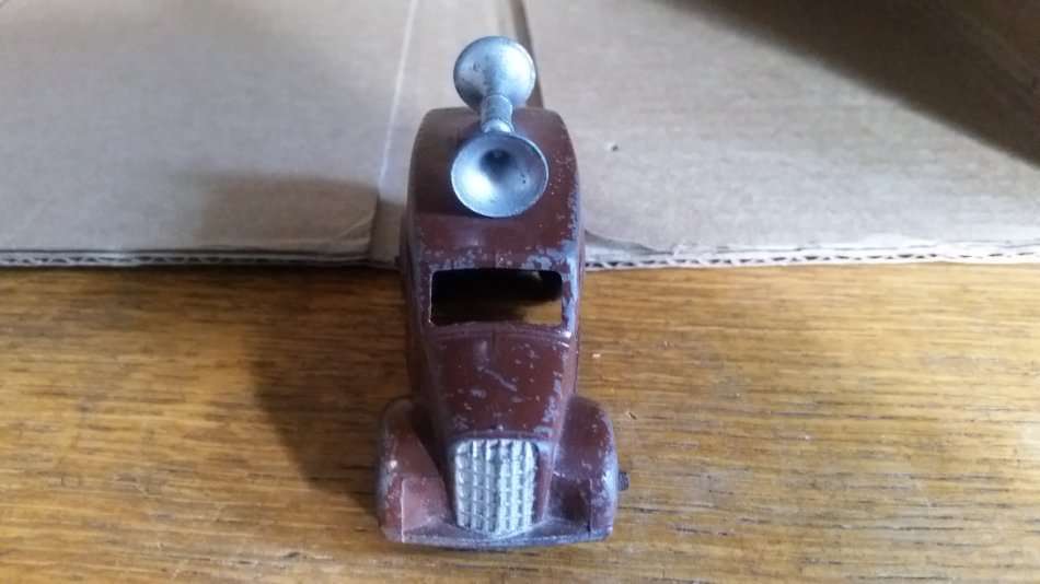 Dinky #34c Loudspeaker Van