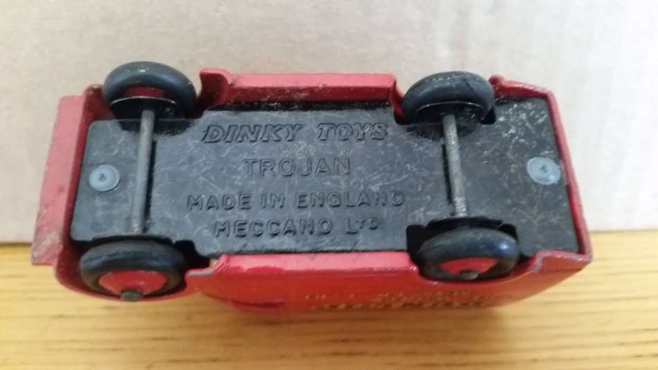 Dinky #451 Trojan Dunlop