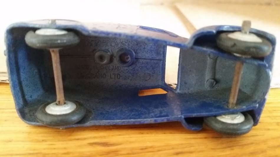 Dinky #34c Loudspeaker Van