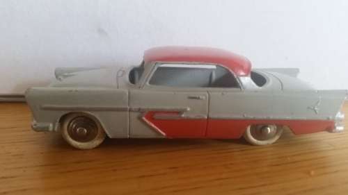 French Dinky #24d Plymouth Belvedere 2