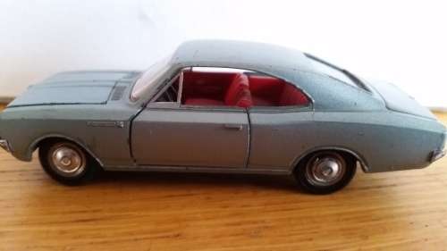 French Dinky 1405 Opel Rekord 1900 Coupe