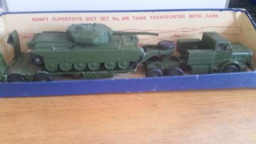 Dinky  #698 Tank Transporter and Tank Gift Set