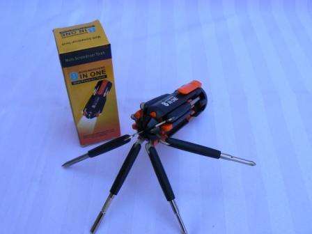 8 in ONE Screwdriver with powerful Torch SET
