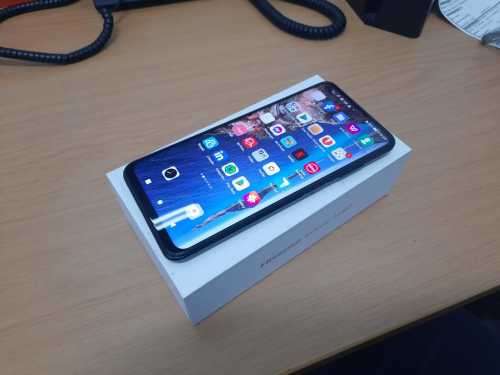 Stunning Hisense H50 Infinity 6.81 O-INFINTY Display