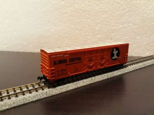 N Scale Atlas 53' Evans DPD Illinois Central #150028 Box Car