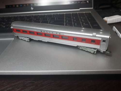Trix N GAUGE - Santa Fe 3117 Observation Coach