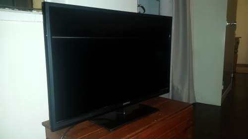 Sinotec 32" HD Ready LED TV STL-32VN67DT No Reserve