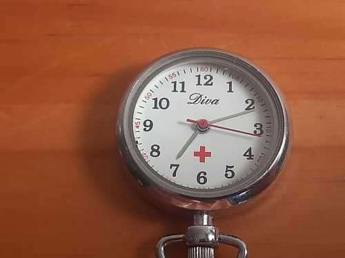 Nurse type DIVA watch in good cosmetic condition - Not running - Might just be a battery
