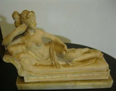 Stunning Paolina Bonaparte Figurine by La Tona Signed