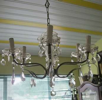 Stunning  6 Arm Crystal Chandalier