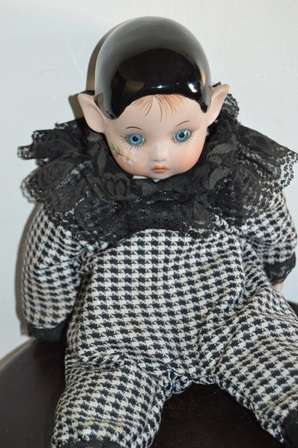 Beautiful Collectable "Flower Pixie Doll" by NA Agutt 1994