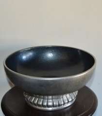 Gorgeous Carol Boyes Large Fruit Bowl with Detailed Base