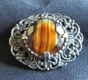 Stunning Vintage Tigers Eye Brooch