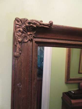 Gorgeous  Vintage Gilt Framed  Mirror
