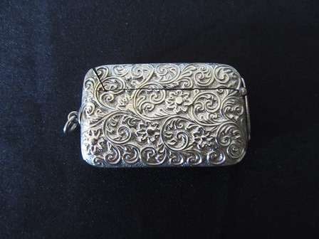 White Metal Cast Foliate Scroll Decoration Vesta Case