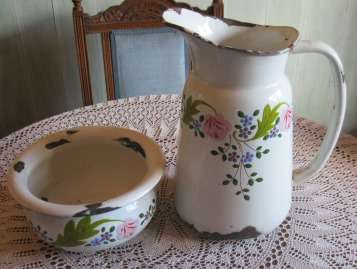 Stunning Vintage Hand Painted and decorated Enamel Large Jug with a Potty