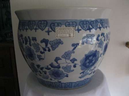 Large Blue & White Ming Planter