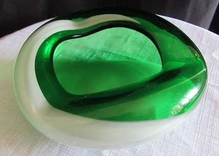 Stunning Art Glass Ashtray