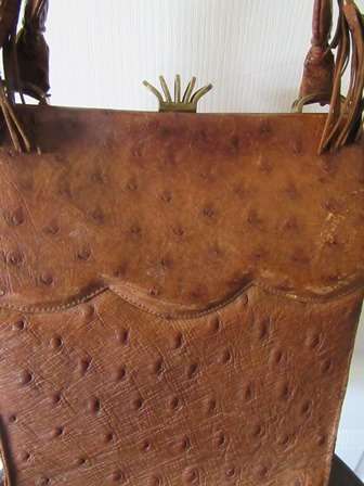 Vintage Pointer Ostrich Handbag in Tan