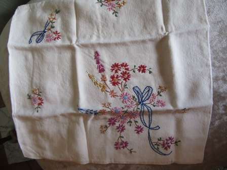 Vintage  Irish Linen Embroided Scatter Cushion Cover