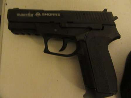 Guerrilla Snorre Co2 Pistol with Steel BB's Co2 Capsule & Holster