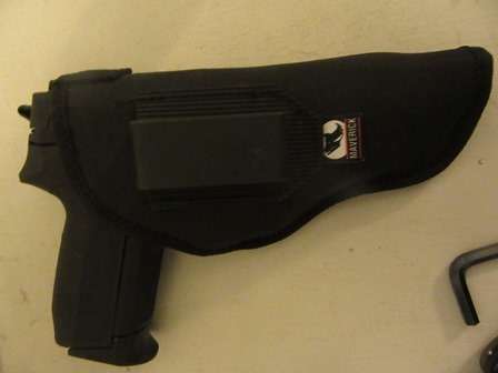 Guerrilla Snorre Co2 Pistol with Steel BB's Co2 Capsule & Holster