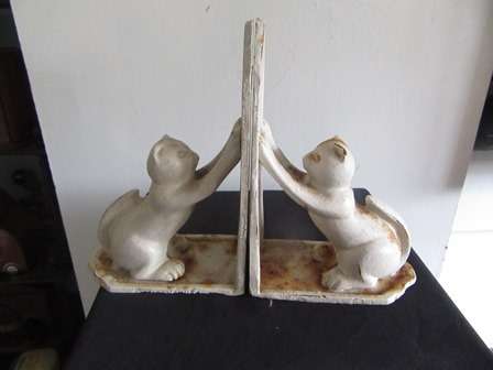 Vintage Cast Iron Cat Book Ends / Door Stops