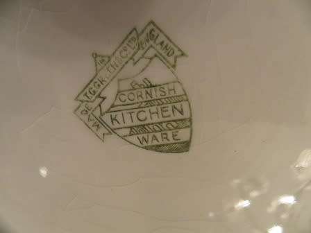 Vintage TG Green Yellow & White Cornish Ware Cannister Large