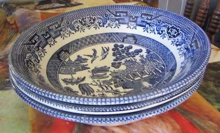 Collection of 25 Pieces of  Blue Willow  Pattern Plates and Bowls
