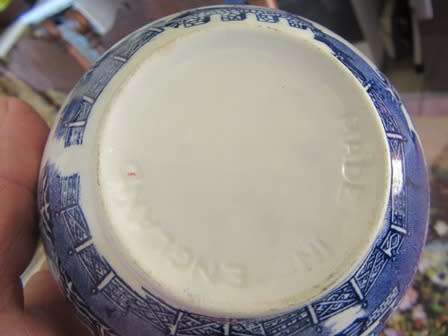 Collection of 25 Pieces of  Blue Willow  Pattern Plates and Bowls