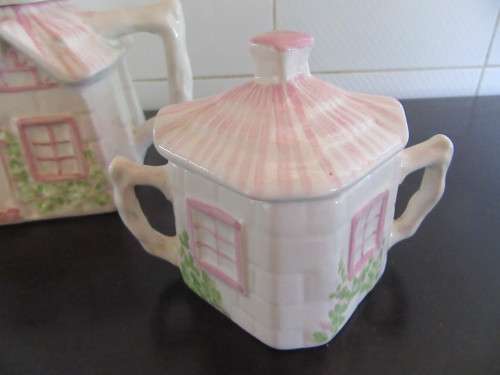 Cottage Tea Set - Pink