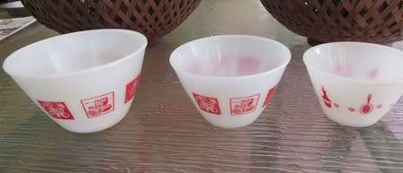 Set of 3 Vintage Mixing Bowls