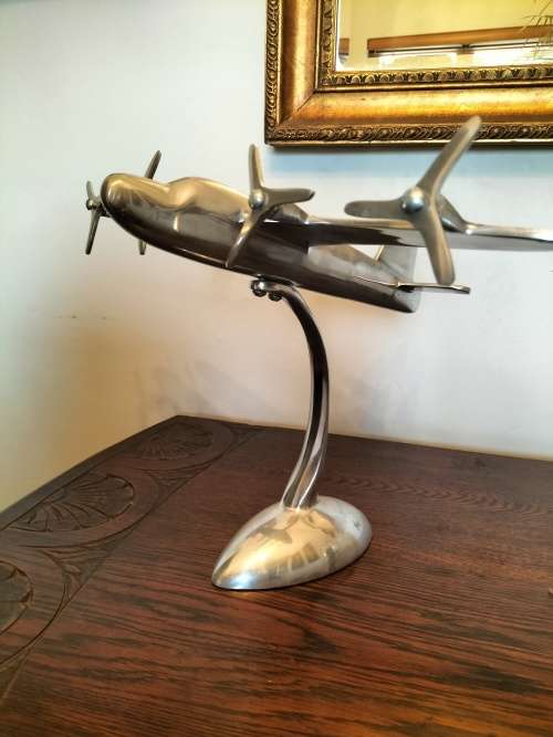 Cast Aluminium Areoplane on Stand for Kaliphop
