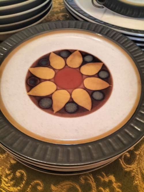 Electra Japan Stoneware Dinner Service