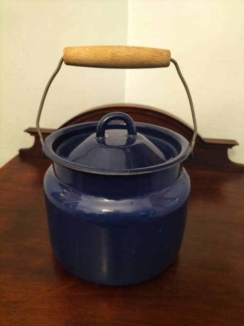 Enamel Billy Can made in Holland