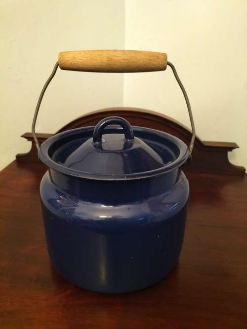 Enamel Billy Can made in Holland