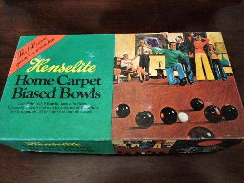 Vintage Henselite Home Carpet Biased Bowls