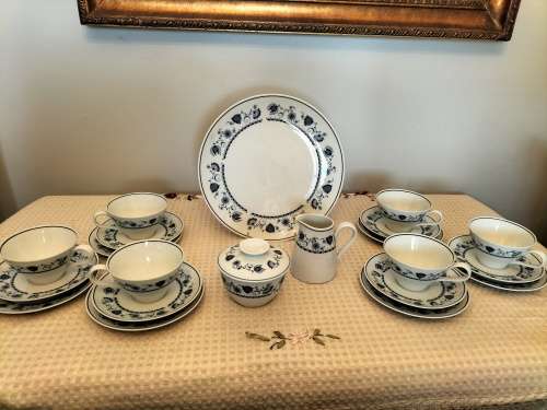 Noritake Blue Rhapsody 6x Trios, creamer, Sugar bowl ,& Cake Plate