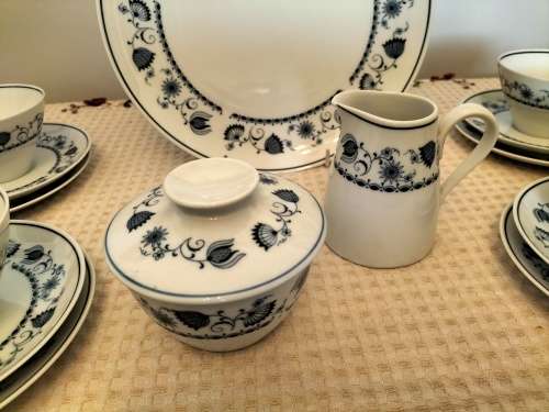 Noritake Blue Rhapsody 6x Trios, creamer, Sugar bowl ,& Cake Plate