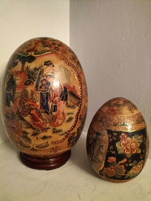 Japanese Satsuma Decorative Eggs