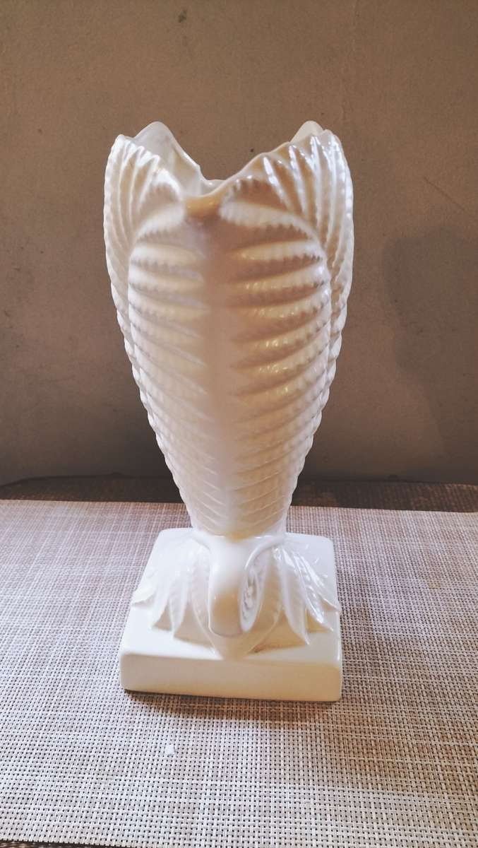 Art Deco Beswick White Shell Vase