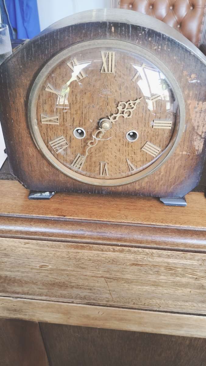 Art Deco Style Smith Enfield Mantle Wooden Clock