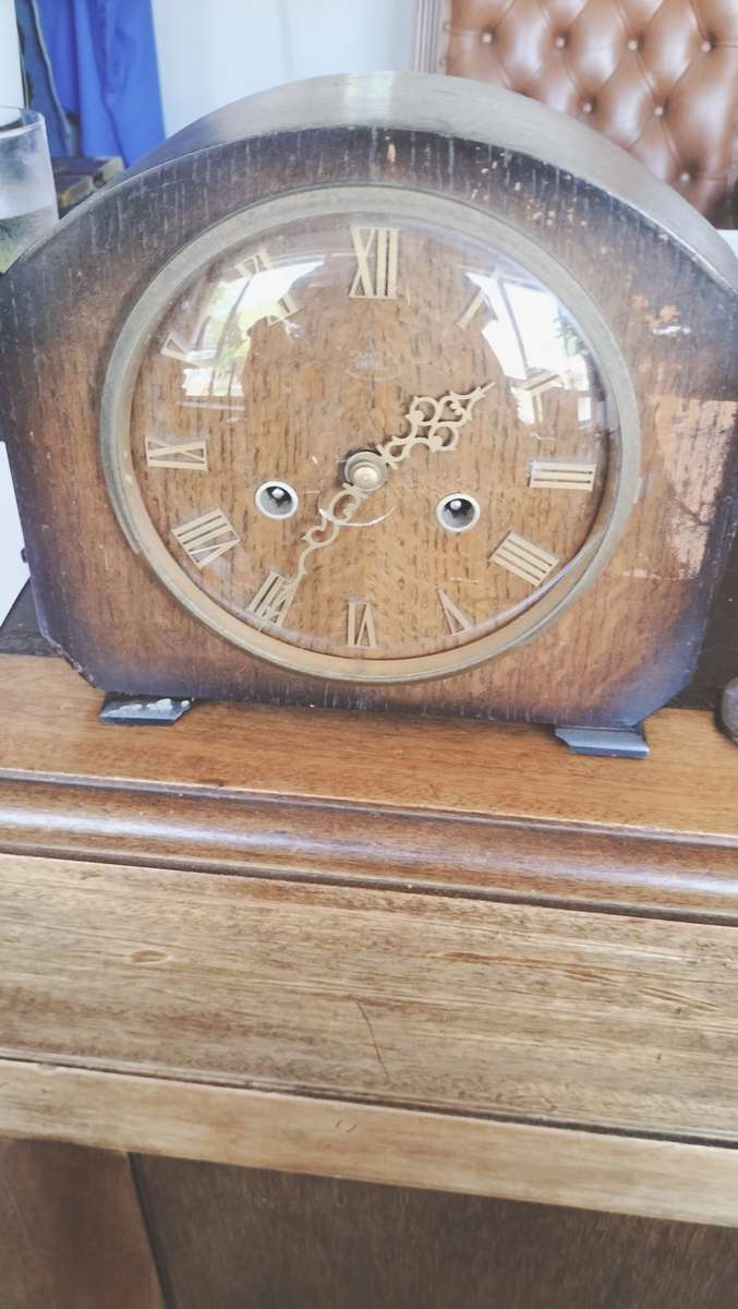 Art Deco Style Smith Enfield Mantle Wooden Clock