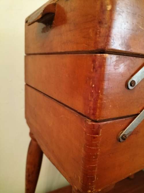 Vintage Concertina Drawer Sewing Box on Spindle Legs