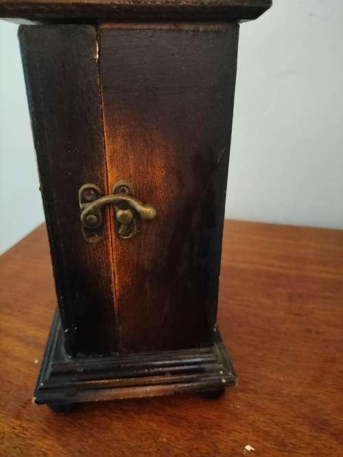 Mantel Clock Untested