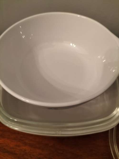 Set of Corning ware, Saucepan & Lid & Casserole Dish with Lid